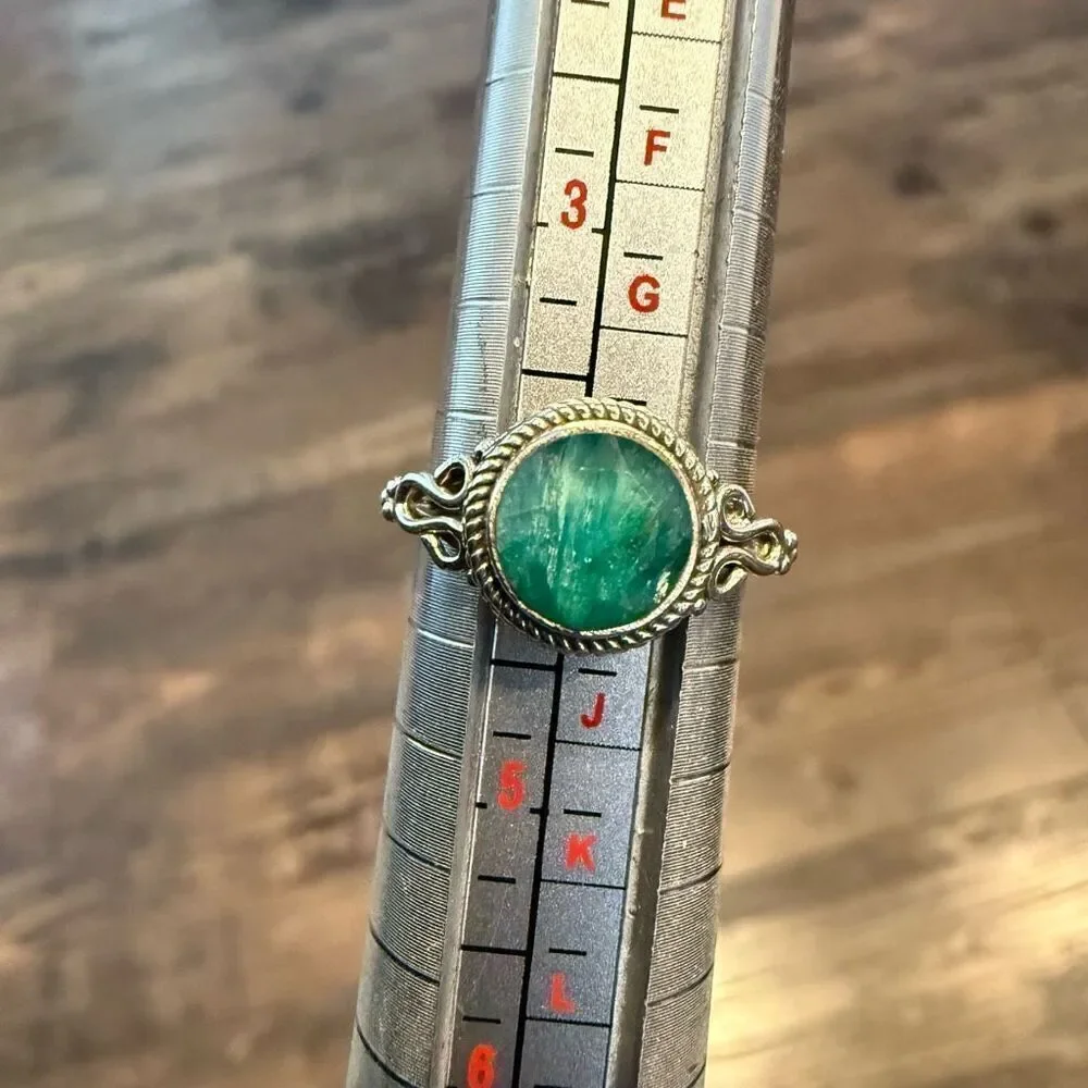 Dainty Natural Green Emerald 925 Sterling Silver Bali Ring Faceted Round Size 4